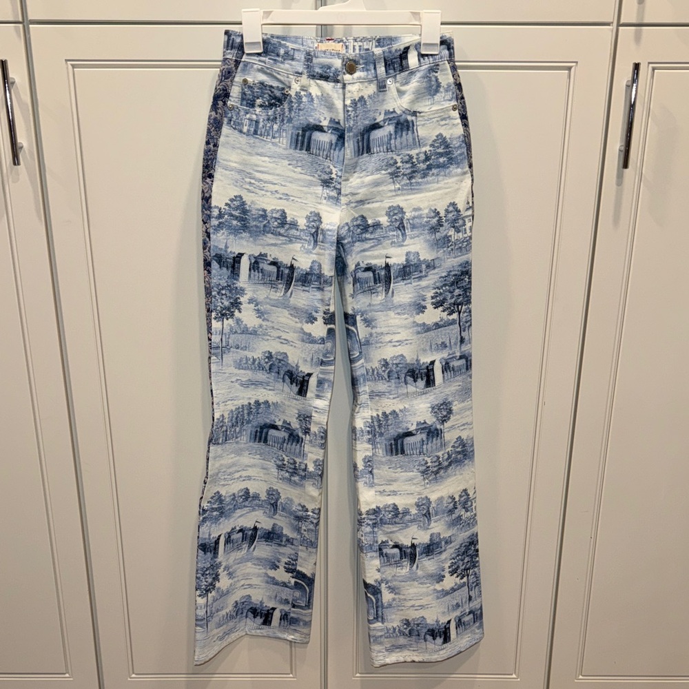 Alice and Olivia Blue Scenic Print Wide-Leg Women’s Jeans - Picture 2 of 8